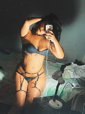 Full leaked Docyhoney private onlyfans photo