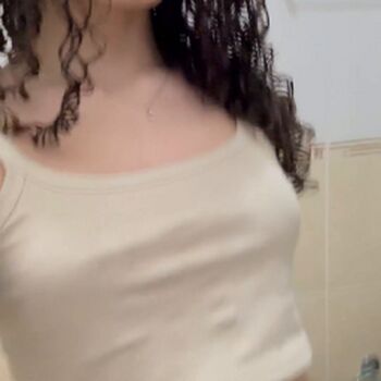 Full leaked Ee/ private onlyfans photo