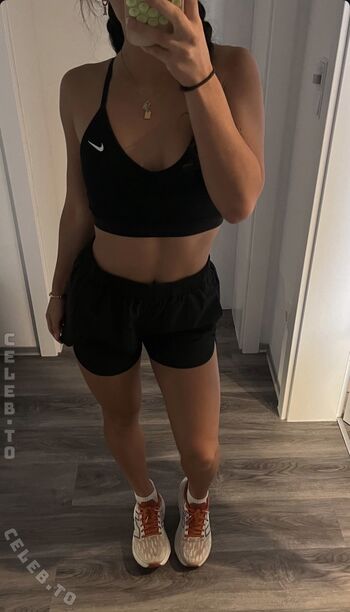 Full leaked Elifvrz private onlyfans photo
