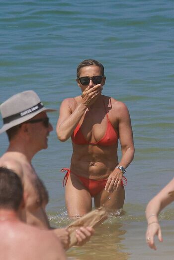 Full leaked Femmes journalistes private onlyfans photo