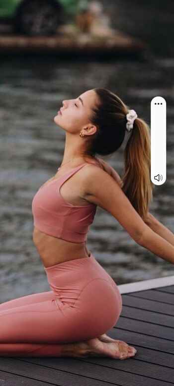 Full leaked Julia wieniawa private onlyfans photo