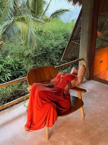 Full leaked Laurine private onlyfans photo
