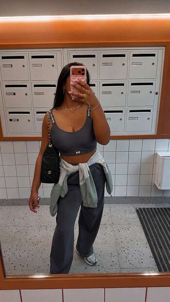 Full leaked Pimentrouuge private onlyfans photo