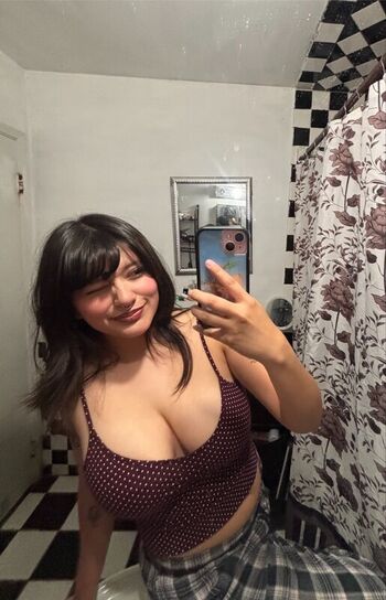 Full leaked Plsmeowtome private onlyfans photo