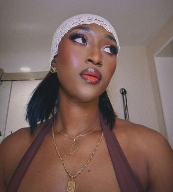 Full leaked Queen aminata private onlyfans photo
