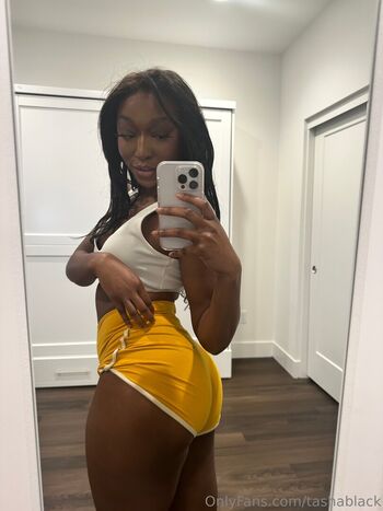 Full leaked Tashablack private onlyfans photo