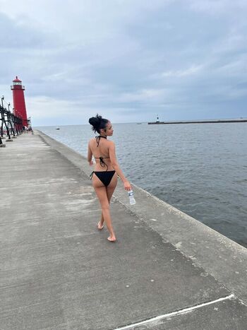 Full leaked Tazeana private onlyfans photo